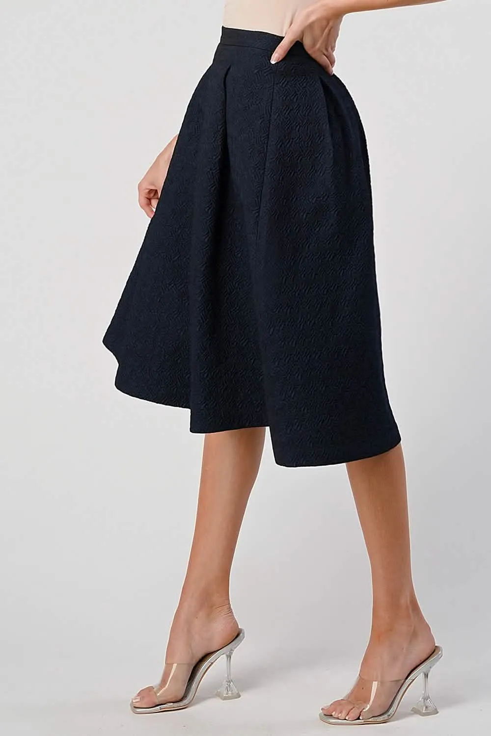 Chic A-Line Textured Midi Skirt with Pleated Design