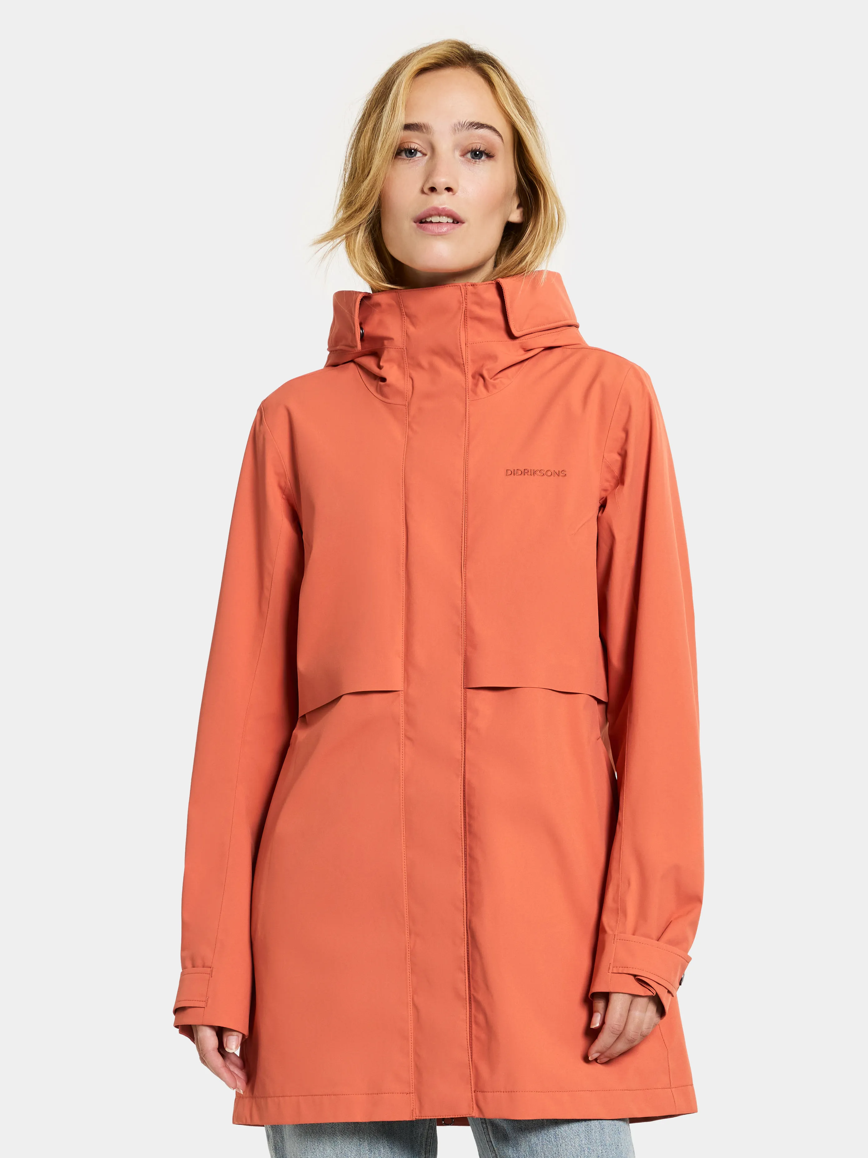 Didriksons Women&#x27;s Edith Parka Brique Red | Buy Didriksons Women&#x27;s Edith Parka Brique Red here | Outnorth