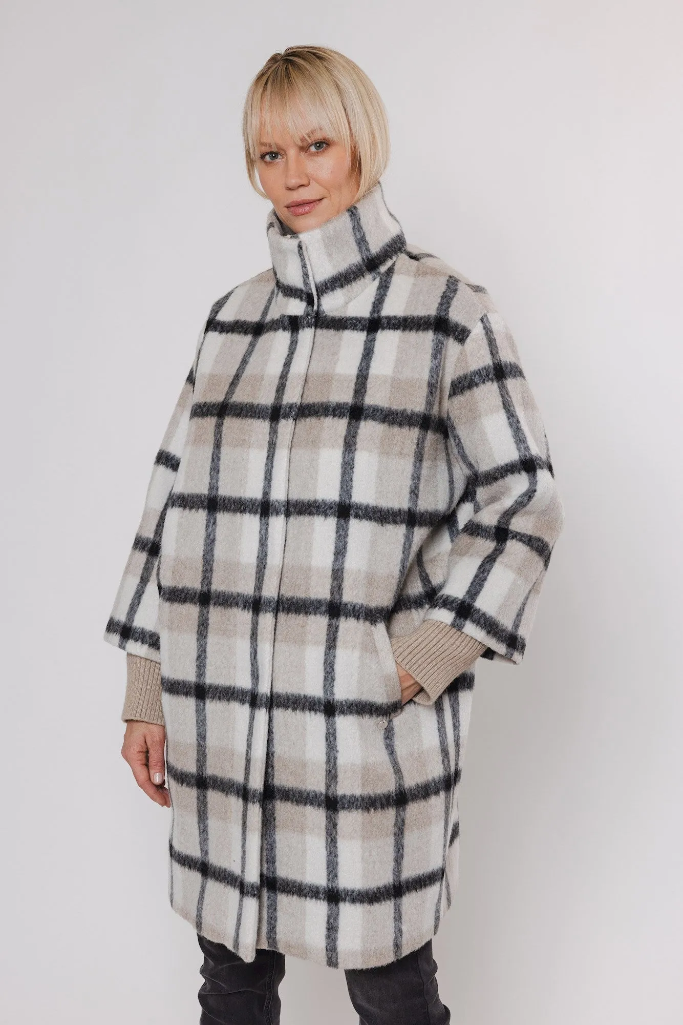 Diva Sand Check Coat