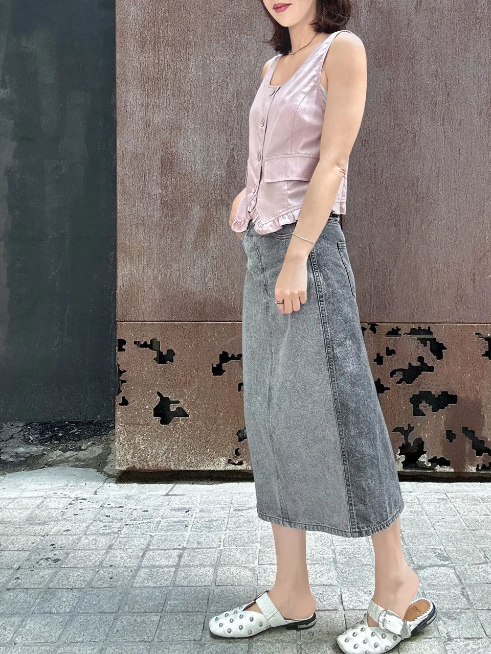 Faded Grey Asymmetrical Waist A-lined Panelled Skirt