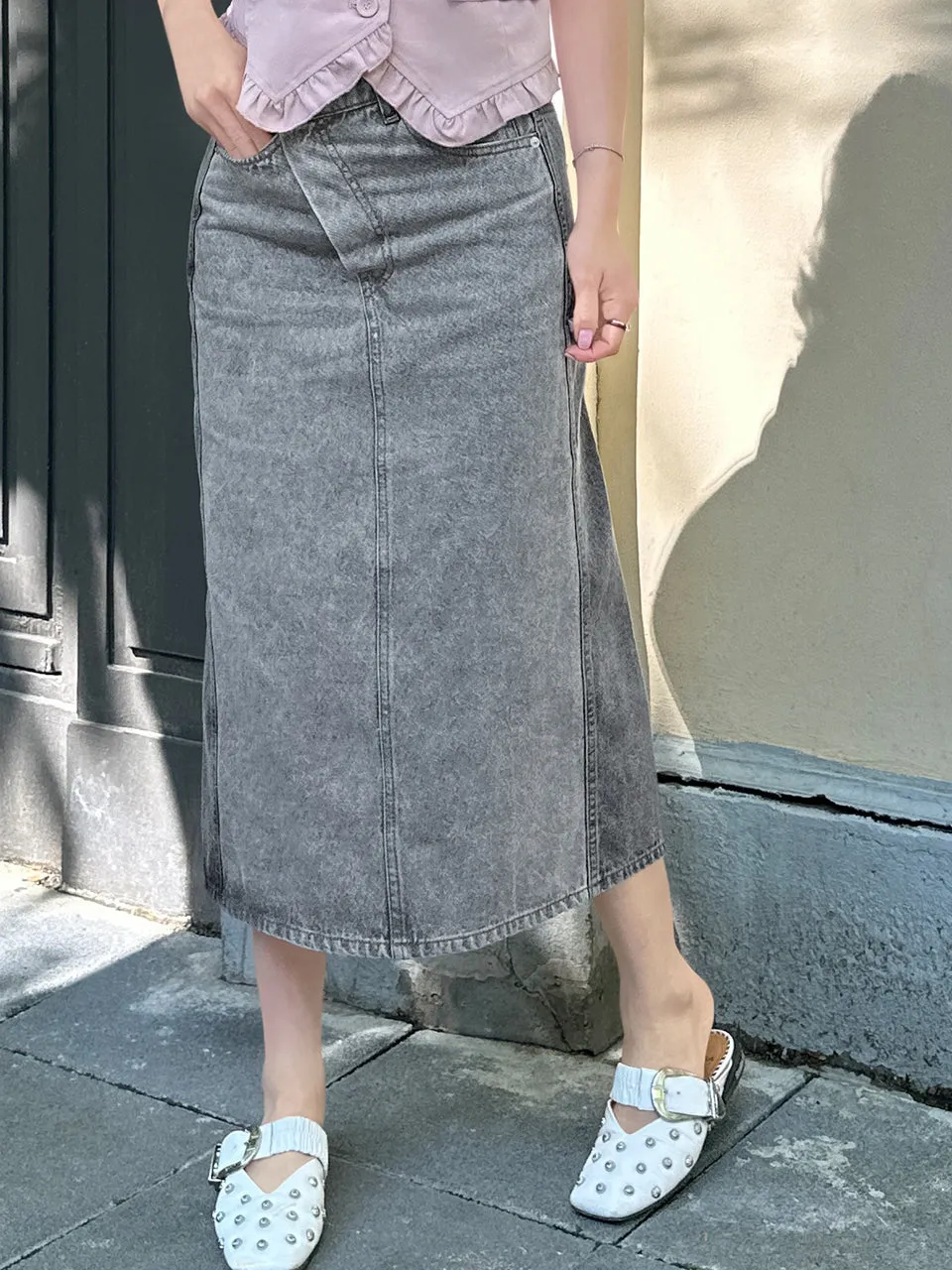 Faded Grey Asymmetrical Waist A-lined Panelled Skirt