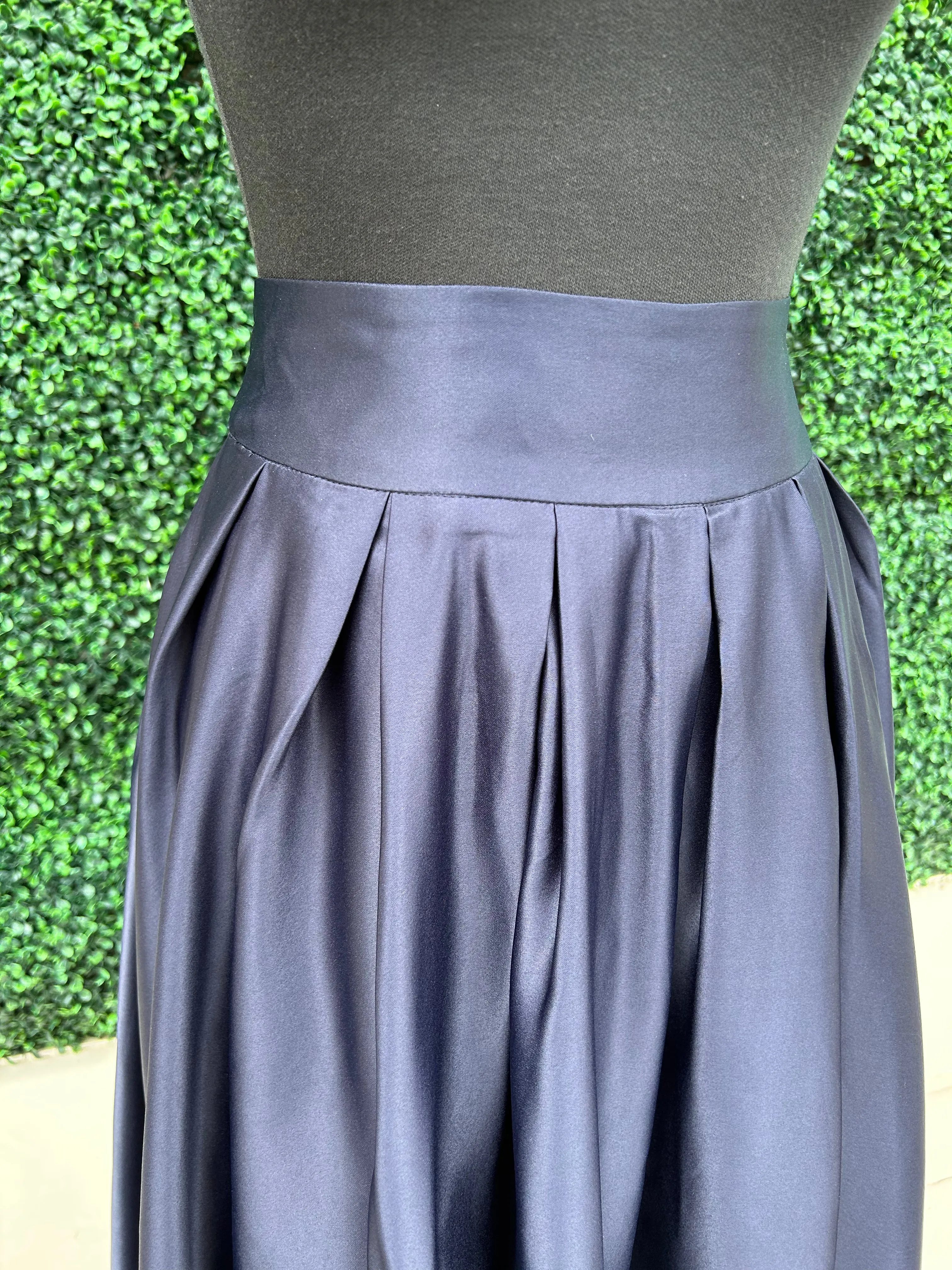 High Low Structured Skirt