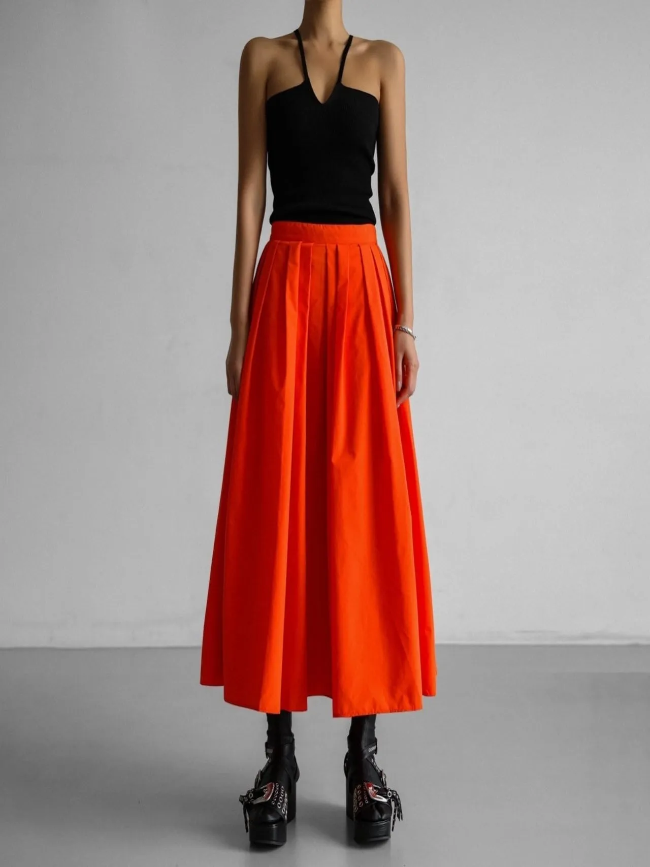 HIGH WAISTED PLEATED VOLUME SKIRT