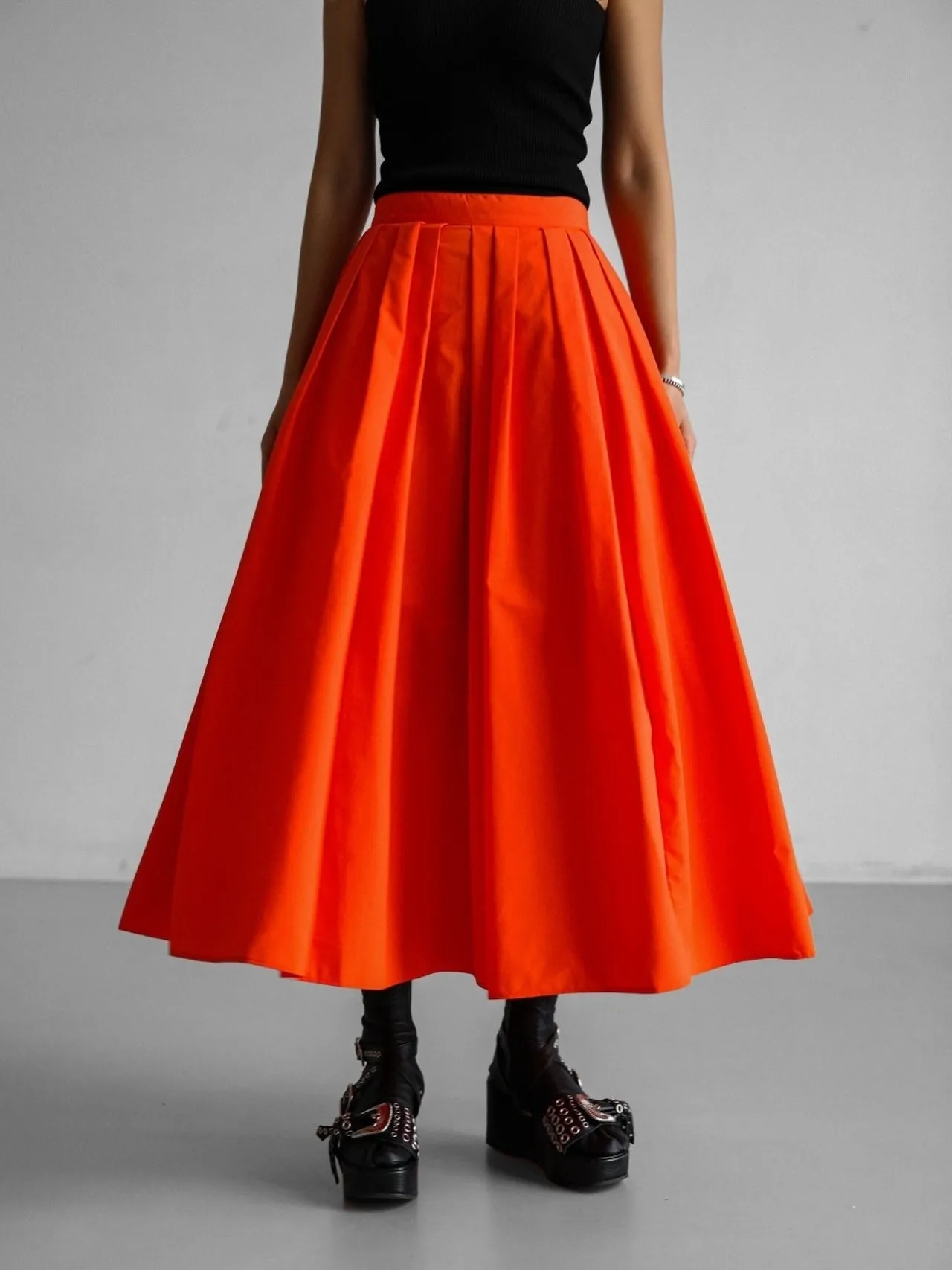 HIGH WAISTED PLEATED VOLUME SKIRT