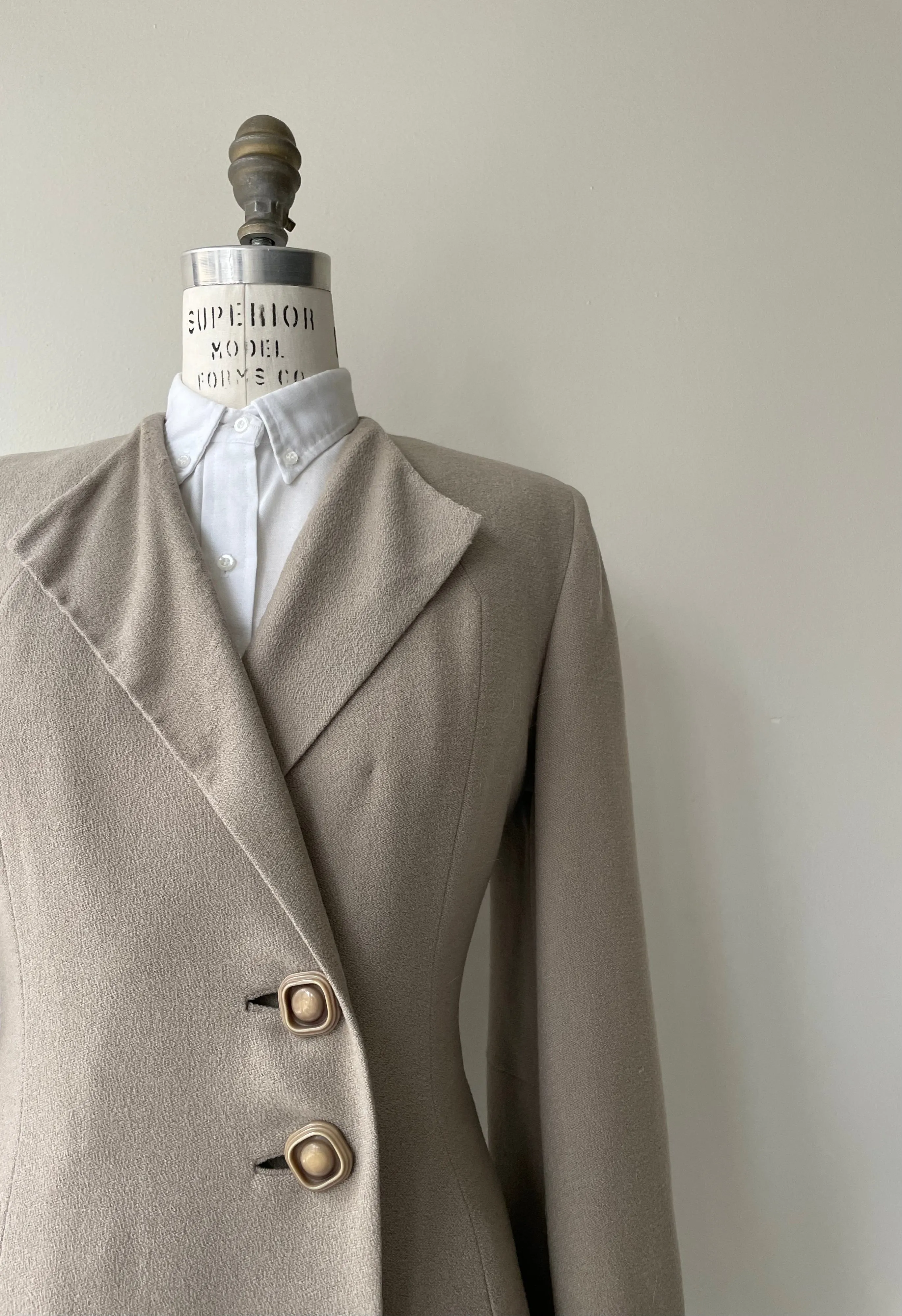 Lyceum Wool Coat | 1940s